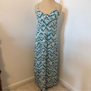 Old Navy Blue and White Geometric Maxi Dress (set 2)